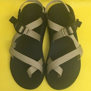 Chaco Men Sandals Size 10 👣